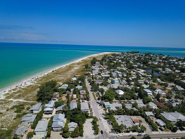 The Must-Eats Guide to Anna Maria Island